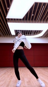 379K views · 10K reactions | TWICE MOMO "I CAN’T STOP ME" Dance Video You can participate on Momo dance challenge by uploading your cover on Youtube or Tiktok with the hashtag #MOMODanceICANTSTOPME Goodluck! #TWICE #MOMO | Twice Laburi - 트와이스 라부리 | Facebook