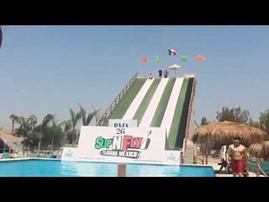 Fat guy falling(slip n fly)