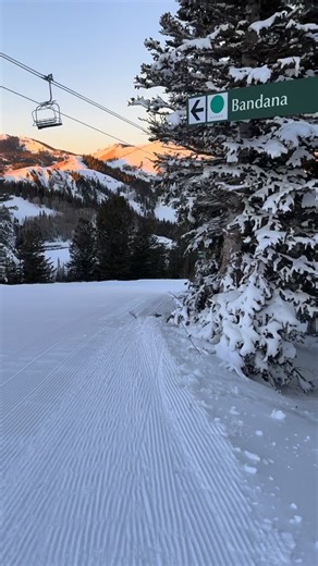 Deer Valley Resort | ✨ Terrain Update ✨ Bandana Ski Run is now open, Ruby Express Chairlift is spinning, and Empire Canyon Lodge is welcoming guests for lunch.... | Instagram