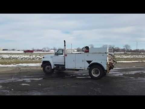 1988 Ford F800 Diesel Winch/Spool Truck
