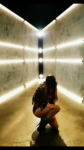 Jennifer Lopez Adrenalina Music Video