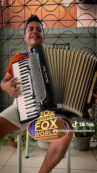 20th Century Fox World: Sanfona Tema