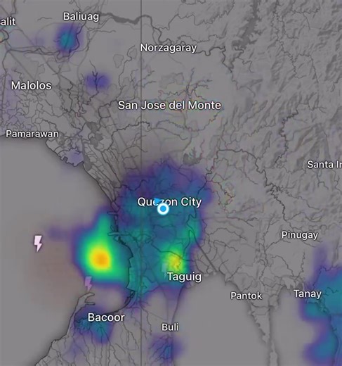 LOOK: Thunderstorm over Metro Manila and nearby areas due to easterlies past 11:30 a.m. Monday, September 29. | #WeatherPatrol via Ariel Rojas, ABS-CBN News (🎥: Courtesy of Windy.com/X) | ABS-CBN News