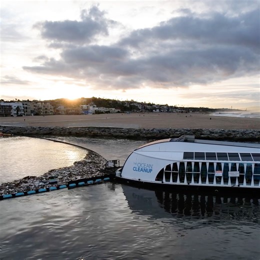 “Living in this bay my whole life, knowing where this trash could be - along the last 26 miles of this bay or the beach - and instead it’s being captured here. It’s a success story.” Interceptor 007 keeping busy as it faced the first rains of the season in December in Ballona Creek, LA County, USA. 🇺🇸 | The Ocean Cleanup