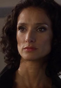 Human Target S02:E07 - A Problem Like Maria