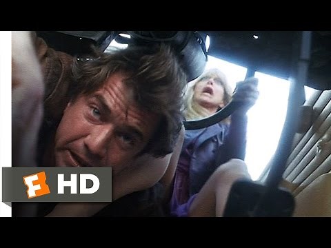 Bird on a Wire (3/11) Movie CLIP - Chased by the Cops (1990) HD