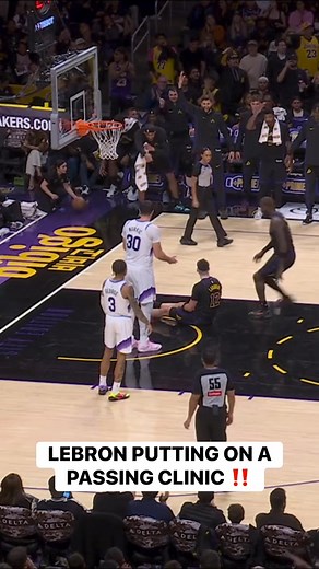 LeBron continues to shine in his season debut with 4 consecutive assists! He’s up to 12 for the night 😱 UTA-LAL • NBA League Pass ➡️ https://www.nba.com/how-to-watch-game-redirect/0022500253?partnerRef=NBA&platform=Facebook&surface=Post | NBA