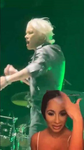 cardi b I'm losing my mother fuc*ing medulla ft. Mingi . ateez at Coachella #ateez