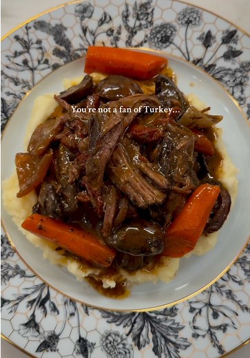 Delicious Slow Cooker Creamy Mushroom Pot Roast Recipe