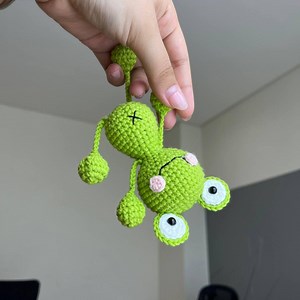 Leggy Frog Crochet Pattern PDF, Amigurumi Frog Plush Tutorial, Easy Beginner Crochet Doll, Long Legs Stuffed Animal, Cute Handmade Gift Idea - Etsy