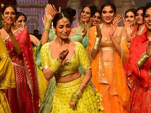 10K views · 63 reactions | Malaika Arora was recently spotted dancing at the fashion week. The actor, who walked the ramp for designer Gopi Vaid in a yellow lehenga, showed some beautiful moves as she walked and danced at the event. #MalaikaArora | NDTV | Facebook