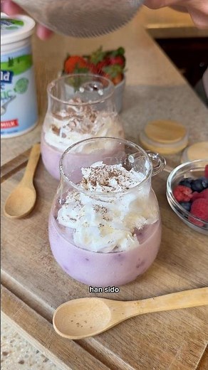 Sugar-free yogurt jelly, perfect to always have ready in the fridge #healthydesserts