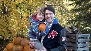 366K views · 25K reactions | As Canadians, we have a lot to be grateful for this weekend. I’m wishing everyone a Happy Thanksgiving full of family and friends. | Justin Trudeau | Facebook