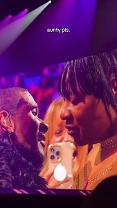 Hot Up in Heah! Usher Had ‘Church-going’ British ‘Aunty’ Ready to Risk it All At His London Past Present Future’ Show | WATCH-it-Happen *During a recent concert, R&B superstar Usher found himself at the center of major social media buzz. Wednesday night (04-02-25), at The O2 in London, an onstage interaction with a female audience member caught the attention of fans and critics alike. The moment, part of his “Past Present Future” tour, left many discussing the implications of his playful perform