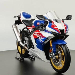 💥💥Honda CBR1000RR - R, the legend of the track is here! 1:12 simulation alloy model, with exquisite craftsmanship to reproduce every domineering line. ✨✨Alloy casting, heavy texture; fine painting, eye-catching colors. Whether it is a collection display or a space decoration, it can instantly ignite the passion for speed and take you to experience the peak charm of motorcycles!❤️❤️ | Moderobot.com