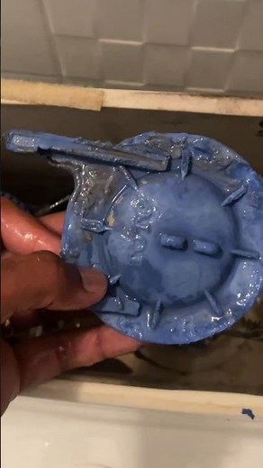 Toilet wont flush! – How to replace toilet flapper