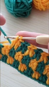 Easy way to change yarn color evenly 💯 #crochet