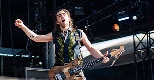 Rock In Rio Lisboa: Nuno Bettencourt, dos Extreme, homenageia a pátria-mãe com o hino nacional ‘A Portuguesa’