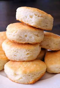 Easy 3 Ingredient Self-Rising Flour Biscuits (+Video) - Kindly Unspoken