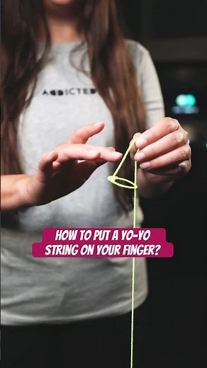 How to put yoyo string on your finger? #yoyo #yoyoing #yoyotricks