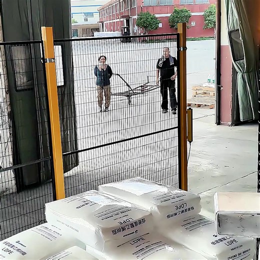 Industrial Robot BeiYuan on Instagram: "Robotic Unloading: Safer,Faster,Smarter!😎 #deplletizing #depalletizer #palletizing #palletizer #plastic #robot #robotics #Automation #plastic"