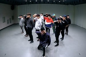Watch: SEVENTEEN Shows Impressive Synchronization In "Getting Closer" Dance Practice Video | Soompi