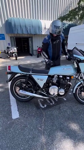 Doug has the 2nd Kawasaki Z1R running & ready for a test ride. . We have had all these Z1R’s in storage for quite some time now. Thrilled to see them nearly ready for iconicmotorbikeauctions.com! . One of my personal favorite “70’s muscle bikes”. . Nice work Doug! . #iconicmotorbikes @bikeurious #iconicmotorbikeauctions #kawasaki #z1r #kawasakiz1r #kawasakimotorcycle | Iconic Motorbikes