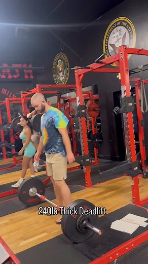 Here’s a 5 min review of my favorite gym program to run during the...