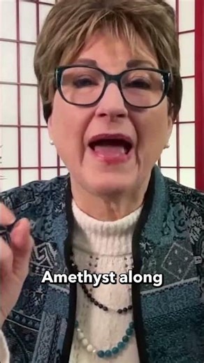 How Gemstones Interact with and Improve Healing #energyhealing #crystals #naturalremedy