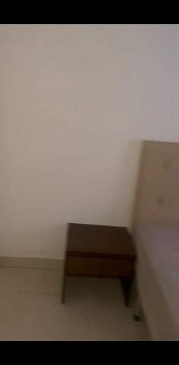 🟩 ARRENDAMENTO 🟩 📍 Localização: Condomínio Vilas de Luanda – Filda 🏢 Tipo: Apartamento T2 (mobilado e climatizado) 💰 Valor: 500.000 Kz (negociável) 📞 Contato: 928 658 516 | 952 307 929 Comissão paga pelo cliente | Viva Bem Imóveis