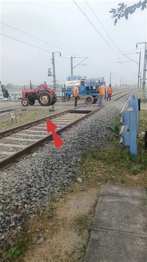 Level Crossing Indian Railway 🫵#shorts #youtubeshorts