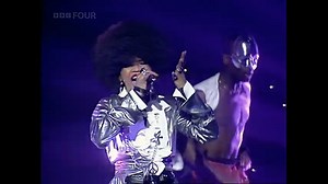 "All we need is love" ❤️ Barbara Tucker performing 'Beautiful People' on Top of The Pops back in 1994 | DJ Mag