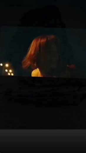 love comedy on Instagram‎: "موجودی را در ساحل کشف کرد که محلی ها آن را ماهی زامبی» نامیدند. جالب اینجاست که این ماهی کاملا فاقد اندامهای داخلی است اما همچنان حرکت میکند و حتی شنا میکند که سوال واقعی و منطقی را به وجود میآورد چگونه چنین چیزی ممکن است؟ زیست شناسان میگویند احتمالا درون این ماهی انگلهایی وجود دارد که قادرند حرکات آن را حتی پس از مرگ کنترل کنند اما این پدیده به ندرت در حشرات دیده میشود و در ماهیها برای اولین بار است و اگر این گونه ای ناشناخته برای علم باشد که میتواند بدون اندام ها جو