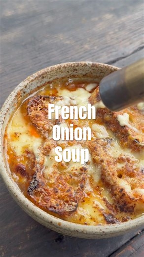How to make a pretty epic: French Onion Soup #recipe