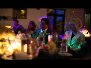 Bride sings Hallelujah at her wedding reception