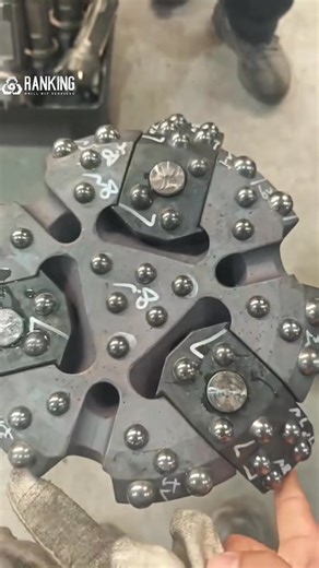 slide block casing system WhatsApp： 86 173 7096 7759 #rankingdrillingtools #casingsystem #dthbit #dthbit #drilling #drillbits #rock #mining #hdd #drillbit #drillingtools #bitsforsale #factory | Hebei Ranking Bit Manufacture Co.,LTD