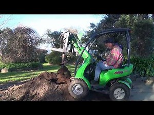 Avant 220 mini loader attachments