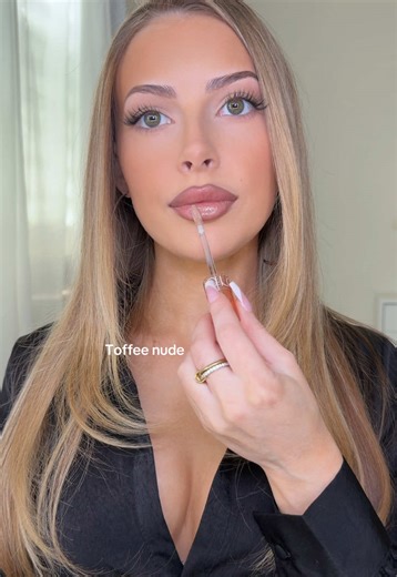 90s supermodel lips using @Rom&nd US volume hack trio lip set in toffee and berry 🩷 #Romand #90slipcombo #romandpartner