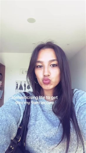 2016 Vibes: Romanticizing Life Through University Lectures