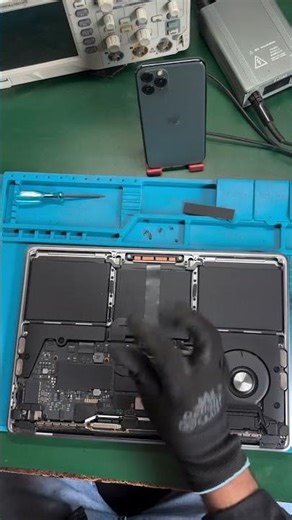 Fixing the Unfixable: MacBook Pro Screen Repair.
