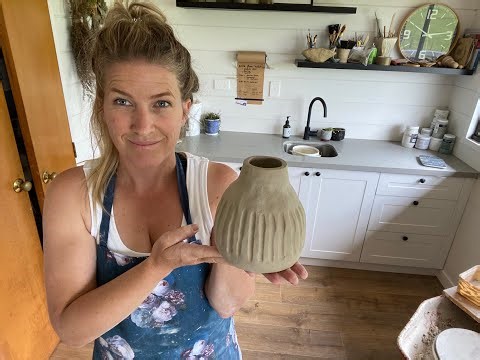 Step by Step Hand Built Vase Tutorial