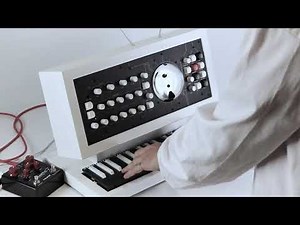 Moog Minitaur and Ferrofluid by Love Hultén