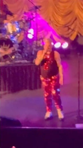 Erasure “Sometimes” LIVE excerpt - Andy Bell 🎶 🎤 💗