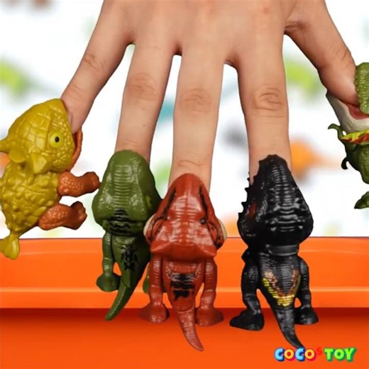 The chomp-chomp dinosaurs that bit my fingers #Shorts ｜dinosaurs name, bit finger dinosaur｜CoCosToy
