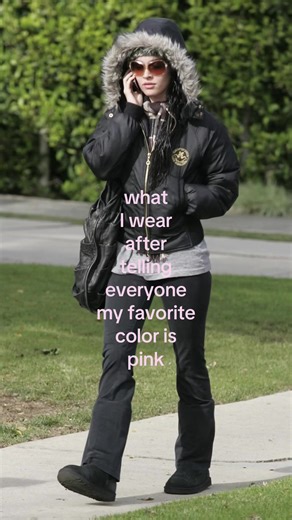 #pink #black #outfit #outfitideas #outfitinspo | Outfits