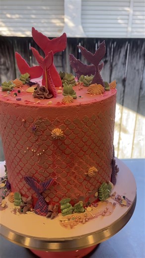 Under the sea mermaid cake #cake #mermaid #mermaidcake #mermaidtiktok #buttercream #cakedecorating #birthday #caketok #cakemaker #caketrends #cakebusines #cute #pink #thelittlemermaid #ocean #girls #girlscake #girly #shells #sprinkles #glitter