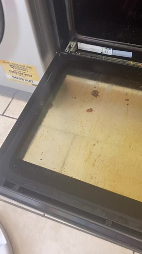 Ultimate Oven Cleaning Guide: Sit Back and Enjoy a Spotless Oven