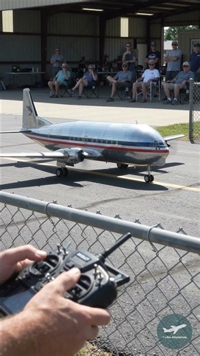 Incredible Polished RC Propliner Runway Departure! 🎯 #Flight #RCHobby