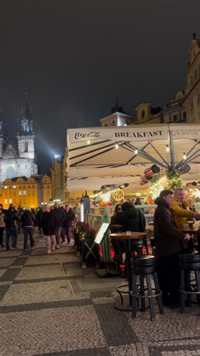 Time carved in stone ⏳ Old Town Hall & the Astronomical Clock — where Prague lets history breathe. #Prague #PragueOldTown #AstronomicalClock #PragueOrloj #OldTownHall #StaromestskeNamesti | Zulfi Shaikh