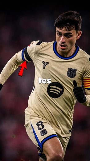 Why did FC Barcelona's black armband disappear mid-match? 😔💔
